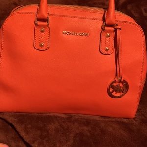 michael kors saffiano LG satchel